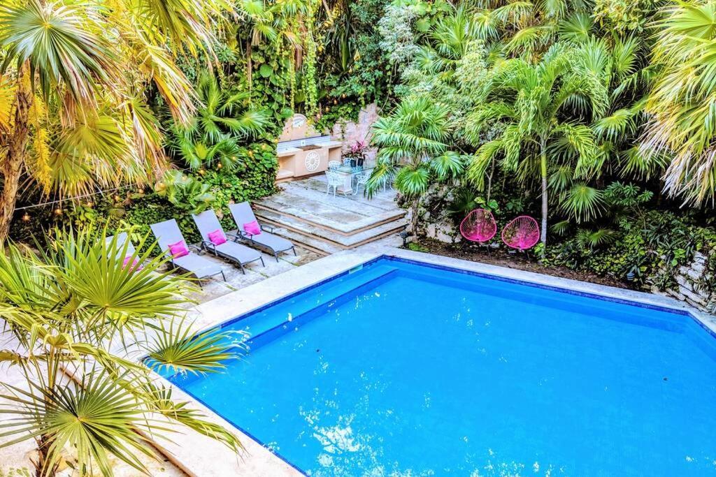Steps To Ocean Huge Private Pool In Exclusive Fase 1 Playacar Villa Playa del Carmen