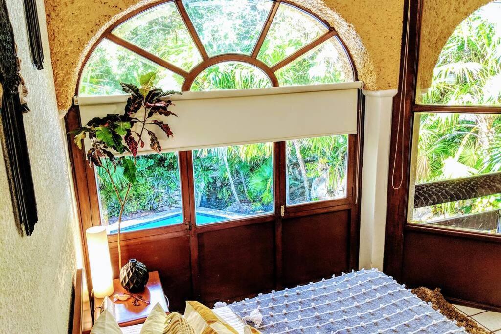 Steps To Ocean Huge Private Pool In Exclusive Fase 1 Playacar Villa Playa del Carmen